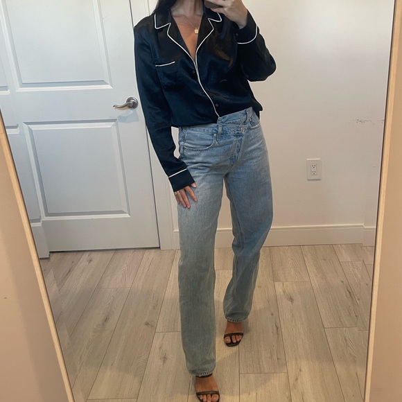 Babaton Aritzia Blouse - Picture 10 of 15